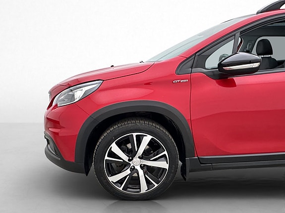 Peugeot 2008 28 of 30