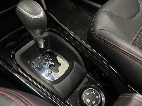 Peugeot 2008 23 of 30