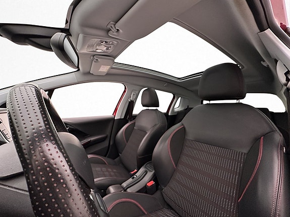 Peugeot 2008 13 of 30