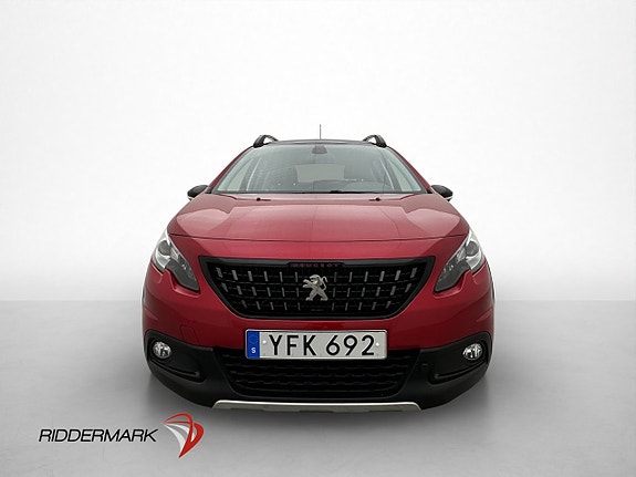 Peugeot 2008 2 of 5