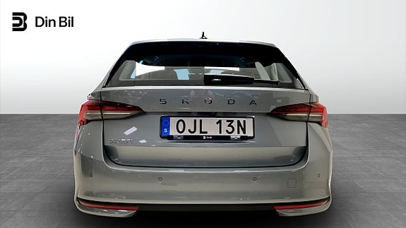 Skoda Octavia 5 of 5