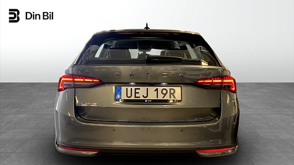 Skoda Octavia 5 of 5