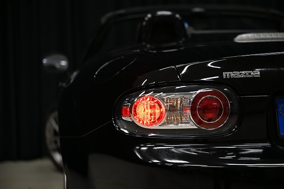 Mazda MX-5 10 of 22