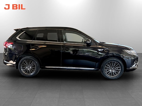 Mitsubishi Outlander 14 of 17