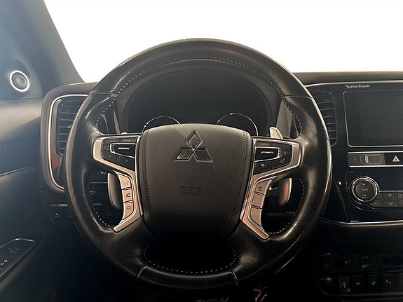 Mitsubishi Outlander 7 of 17