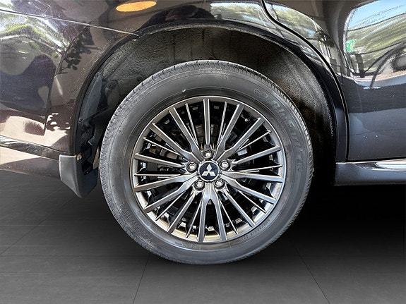 Mitsubishi Outlander 15 of 17