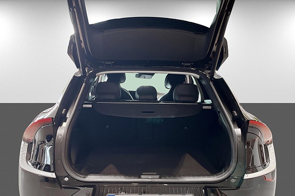 Kia EV6 14 of 21