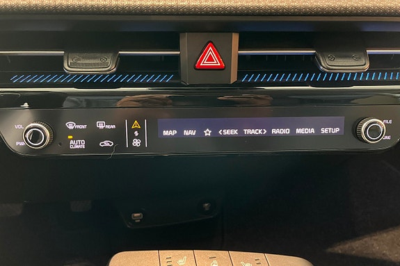 Kia EV6 13 of 21