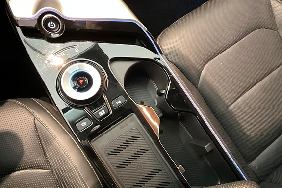 Kia EV6 12 of 21