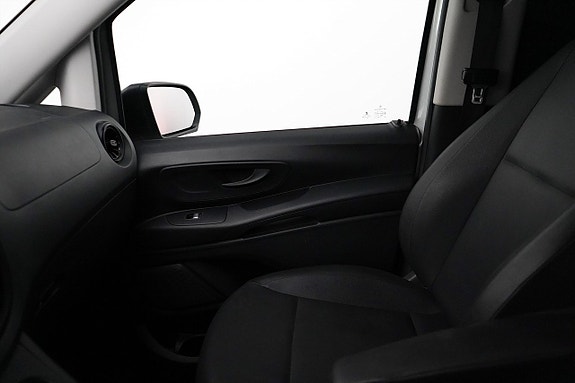 Mercedes-Benz Vito 119 14 of 22