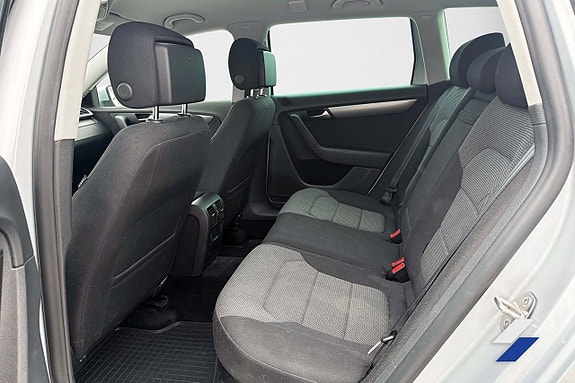 Volkswagen Passat 5 of 5
