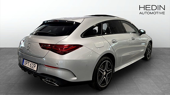 Mercedes-Benz CLA250 e 3 of 5