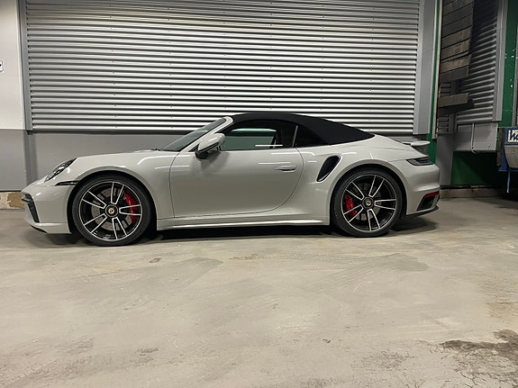 Porsche 911 Turbo 6 of 7