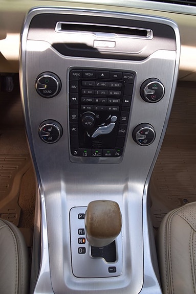 Volvo S80 17 of 26