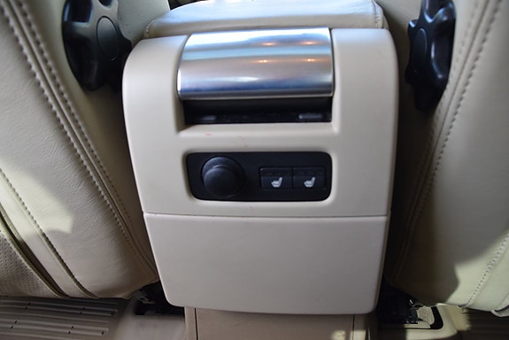 Volvo S80 11 of 26