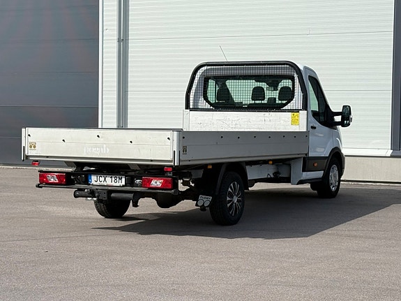 Ford Transit 8 of 18