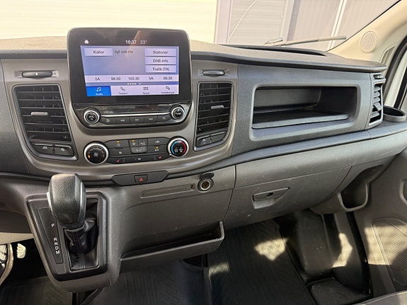 Ford Transit 14 of 18