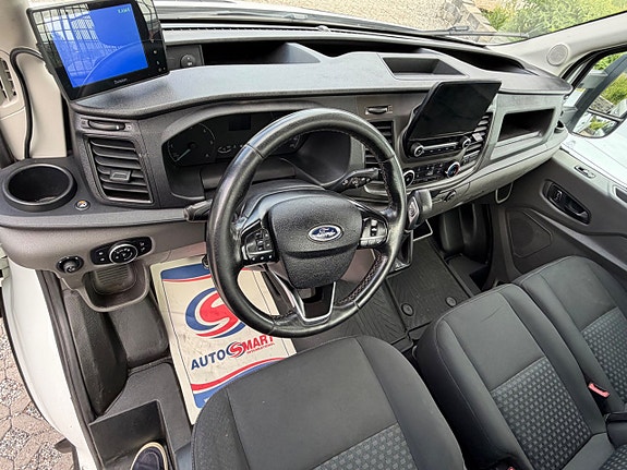 Ford Transit 11 of 18
