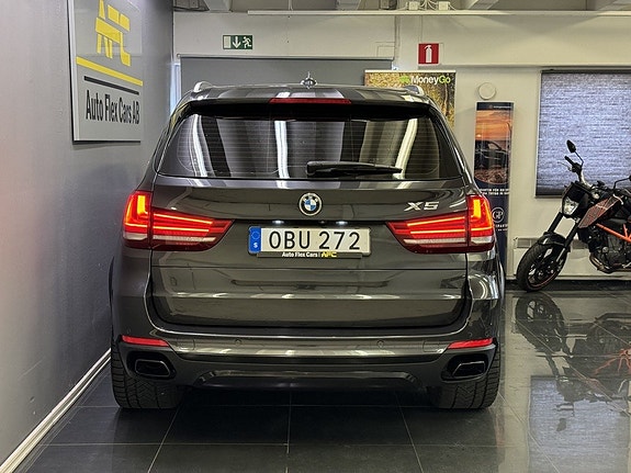 BMW X5 4 of 5