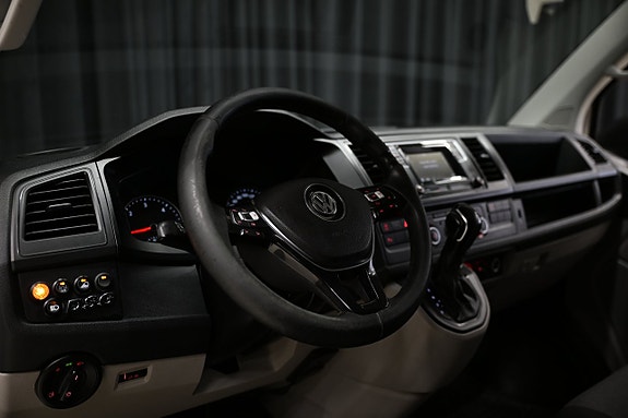 Volkswagen Transporter 22 of 30