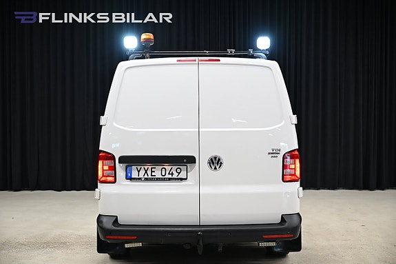 Volkswagen Transporter 17 of 30