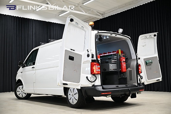 Volkswagen Transporter 6 of 30