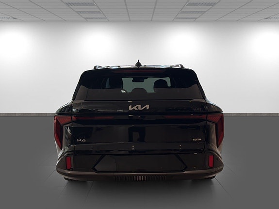 Kia K4 5 of 5