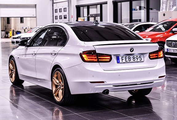 BMW 320d 10 of 14