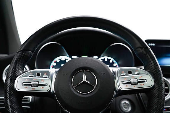 Mercedes-Benz C200 9 of 26