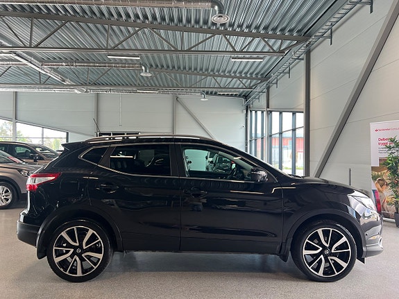 Nissan Qashqai 2 of 5