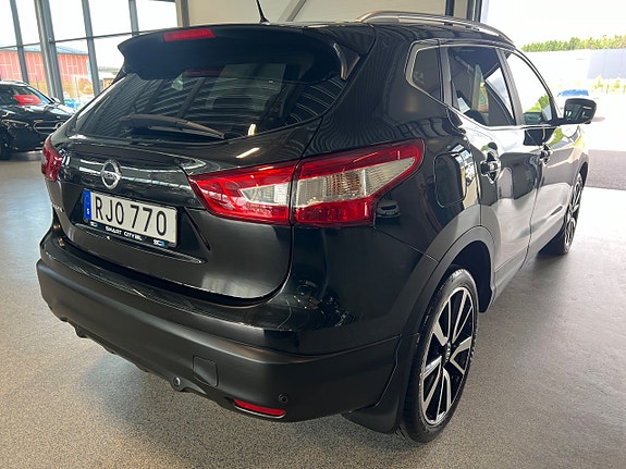 Nissan Qashqai 3 of 5