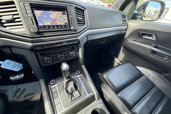 Volkswagen Amarok 11 of 12