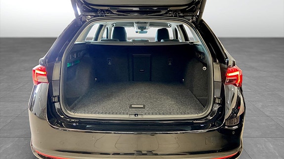 Skoda Octavia 12 of 24