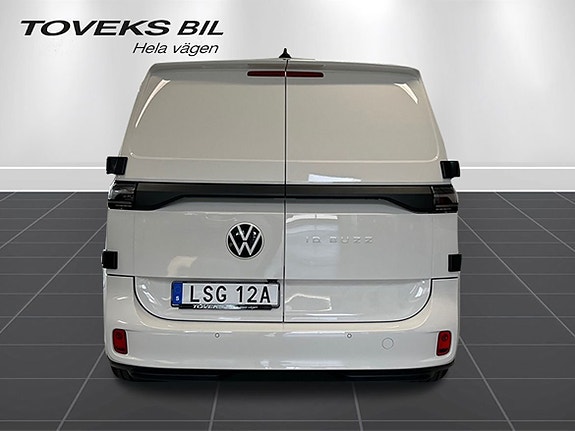 Volkswagen ID. Buzz 4 of 5