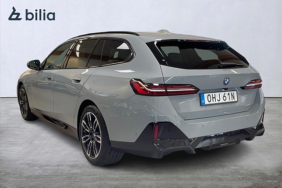 BMW 530e 2 of 19