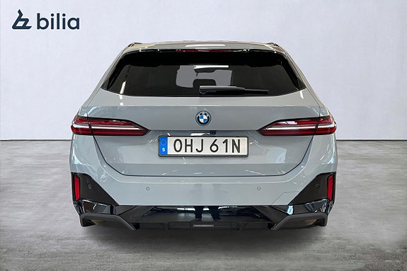 BMW 530e 4 of 19