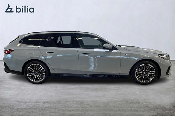 BMW 530e 16 of 19