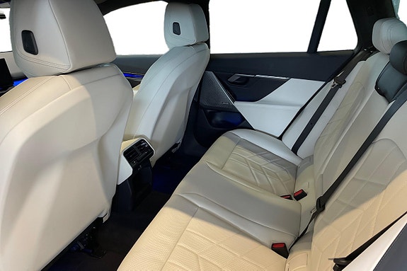 BMW 530e 11 of 19