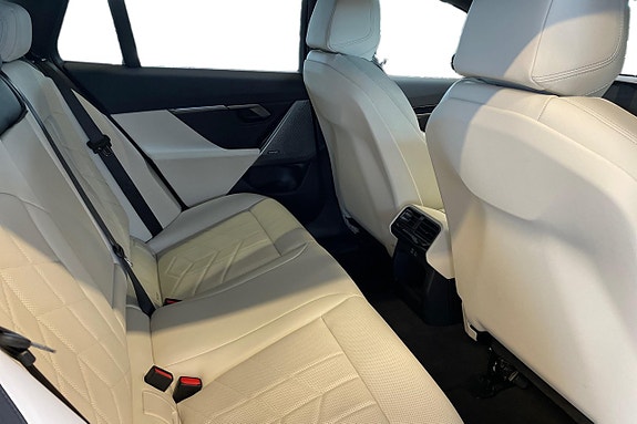 BMW 530e 7 of 19