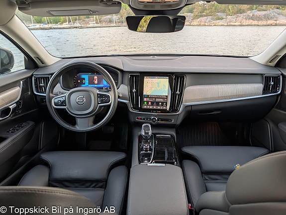 Volvo V90 13 of 28