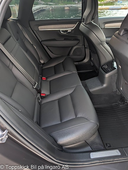 Volvo V90 11 of 28