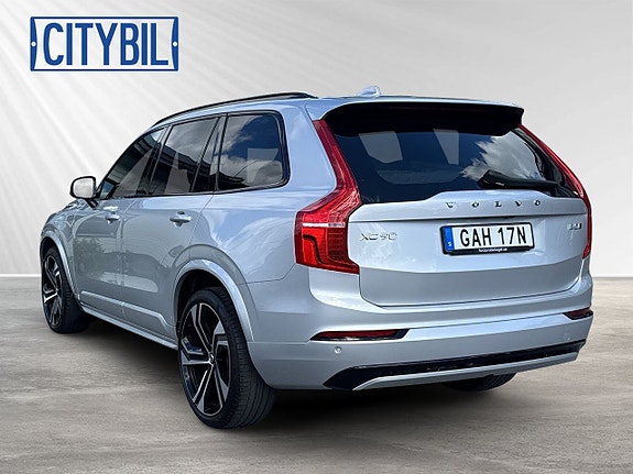 Volvo XC90 4 of 28