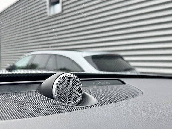 Volvo XC90 23 of 30
