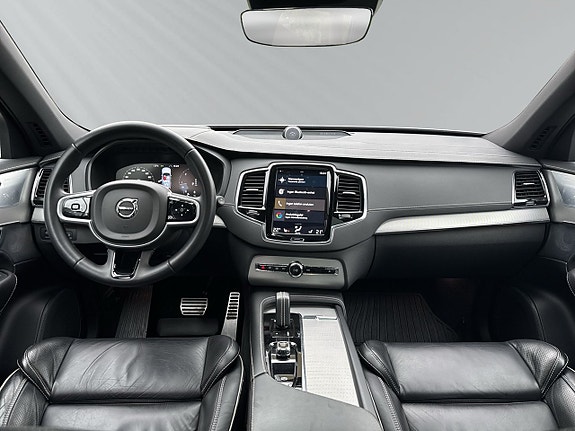 Volvo XC90 13 of 30