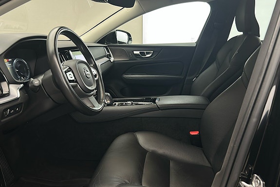Volvo V60 10 of 28