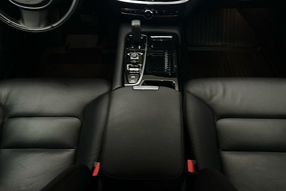 Volvo V60 9 of 28