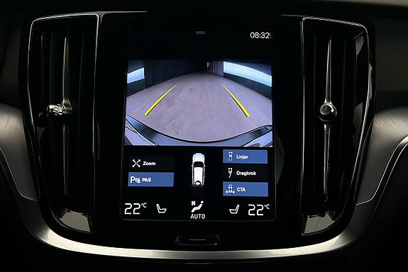 Volvo V60 26 of 28