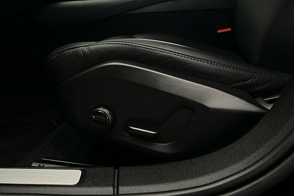 Volvo V60 18 of 28
