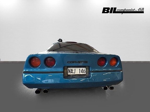 Chevrolet Corvette 7 of 17