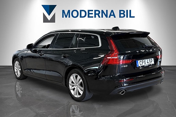 Volvo V60 4 of 25